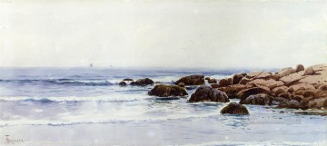 Playa Painting - Veleros frente a una playa moderna de la costa rocosa Alfred Thompson Bricher